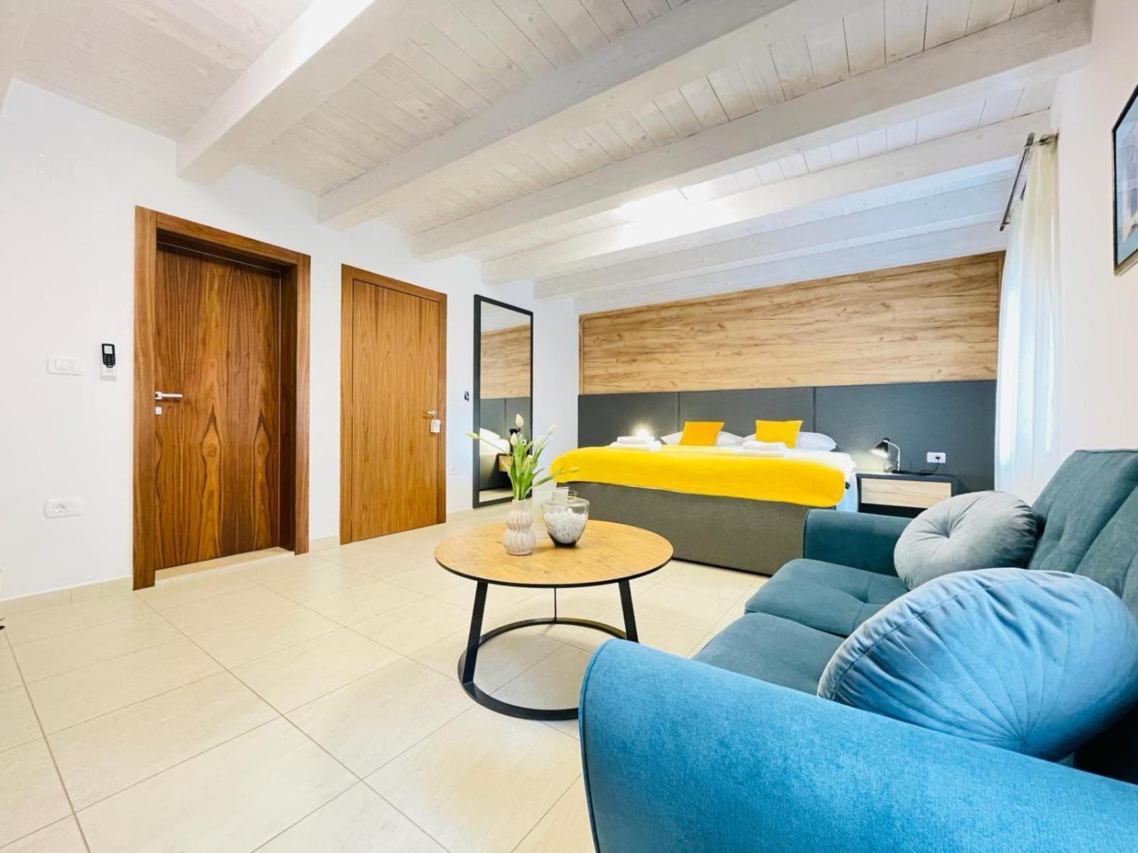 Fazana City Rooms With Free Parking Exteriér fotografie