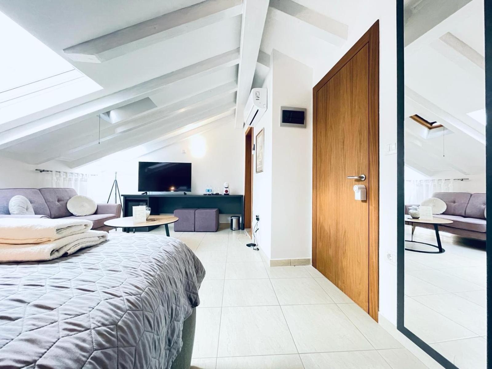 Fazana City Rooms With Free Parking Exteriér fotografie