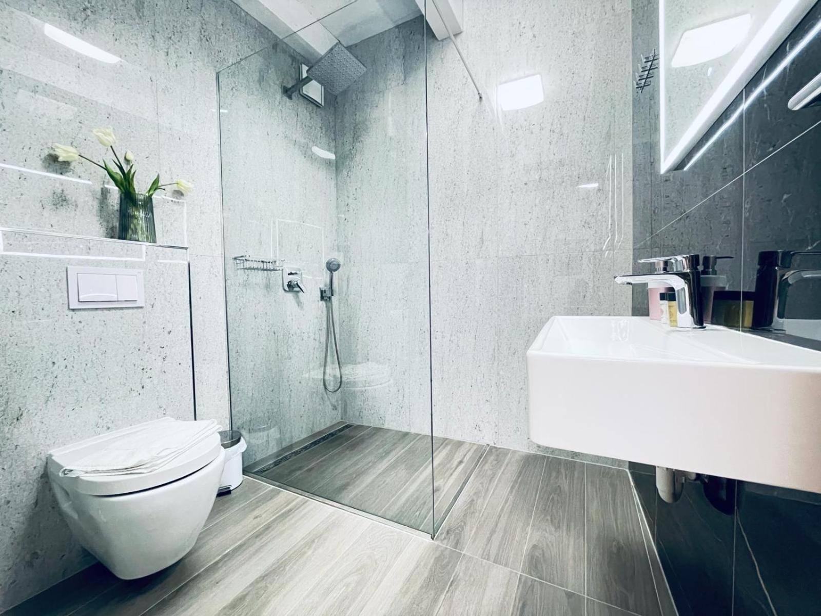Fazana City Rooms With Free Parking Exteriér fotografie
